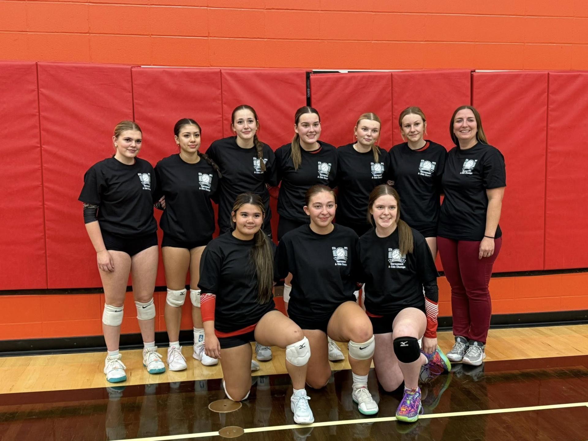 St. Thomas Aquinas (Provost) Team History: Saint Thomas Aquinas opened their season by winning the King’s University tournament. They followed that strong start with a bronze at St. Jerome’s against tough 2A and 3A competition, then dominated their home tournament—dropping only two sets across nine games. The team struck gold again in Paradise Hill, giving up just one set.  They went undefeated in league and area play and capped off their run with a first-place finish at zones.